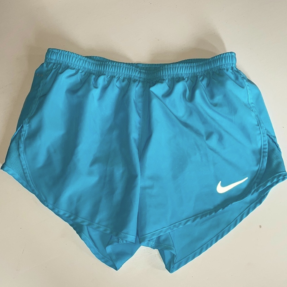 Nike women’s running shorts